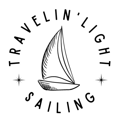 Travelin Light Logo